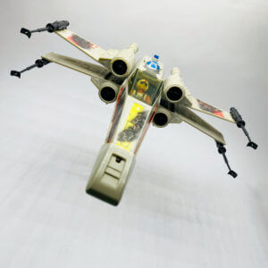 Lire la suite à propos de l’article X-Wing Fighter & Luke pilote